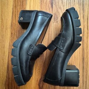 coach women’s loafers